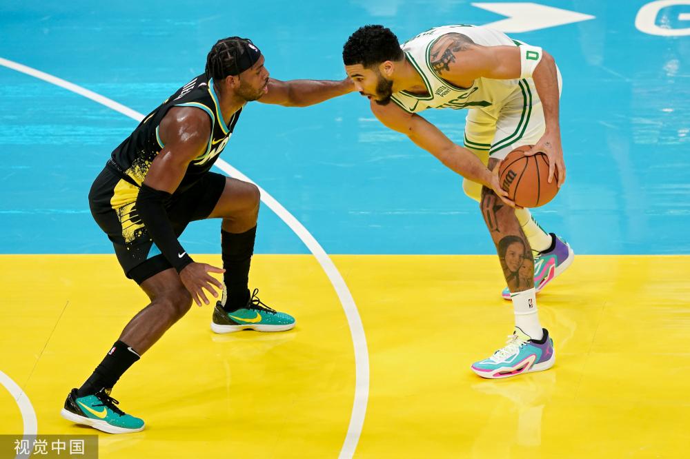 时期频遭脚 时期频遭脚