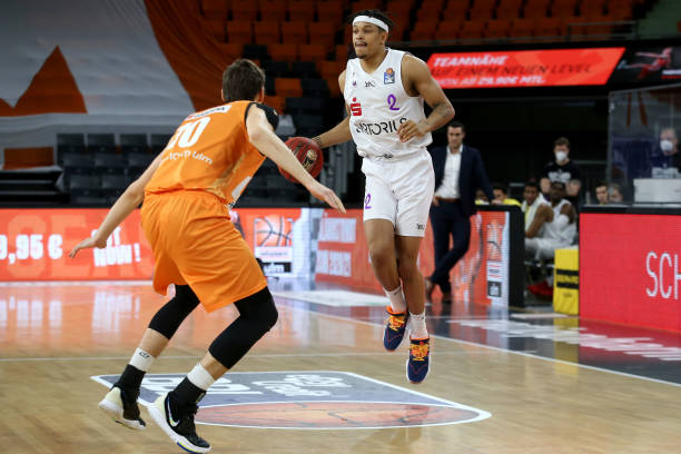 深层次原因 深层次原因