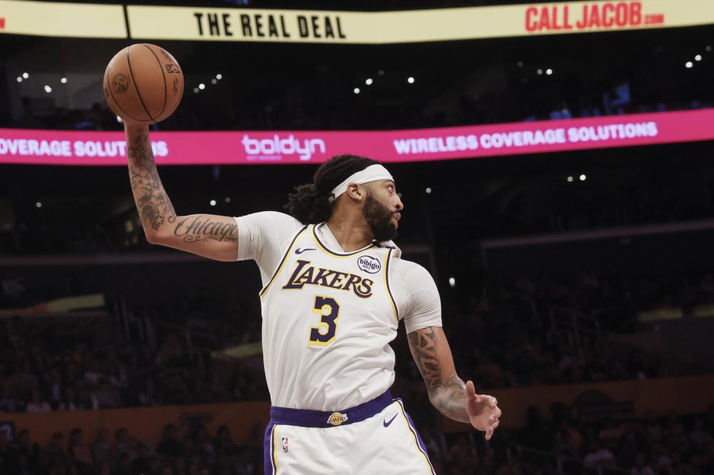 够制霸赛场 够制霸赛场